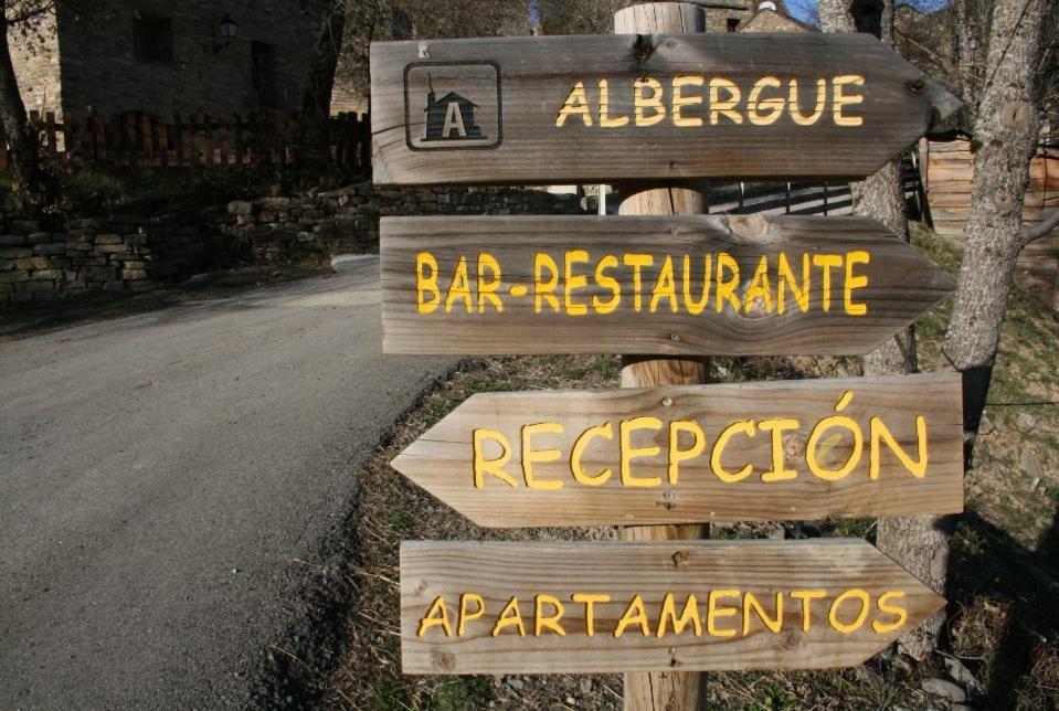 Apartamentos Turisticos Isín エクステリア 写真