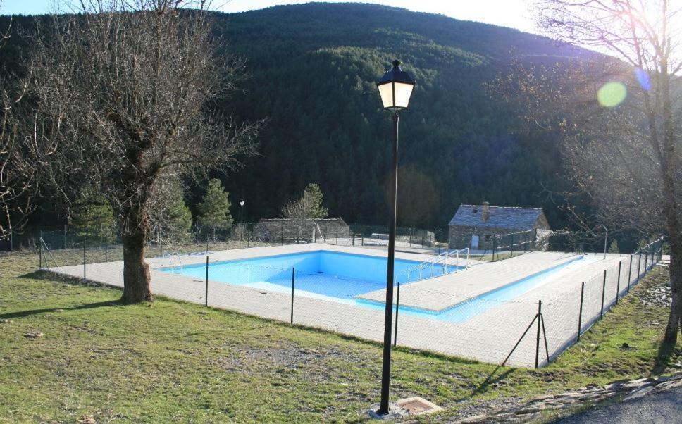 Apartamentos Turisticos Isín エクステリア 写真